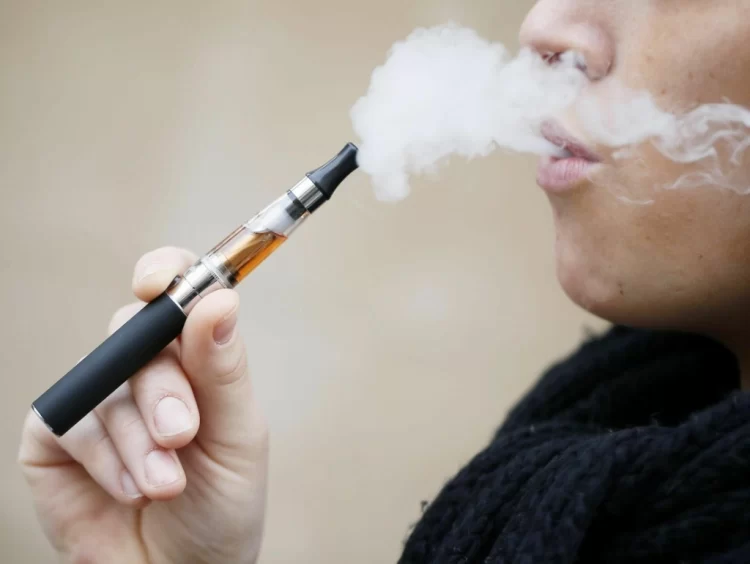 Aprueba el Legislativo la prohibición de vapeadores y cigarros electrónicos