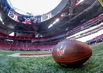 Ravens y Packers siguen sumando