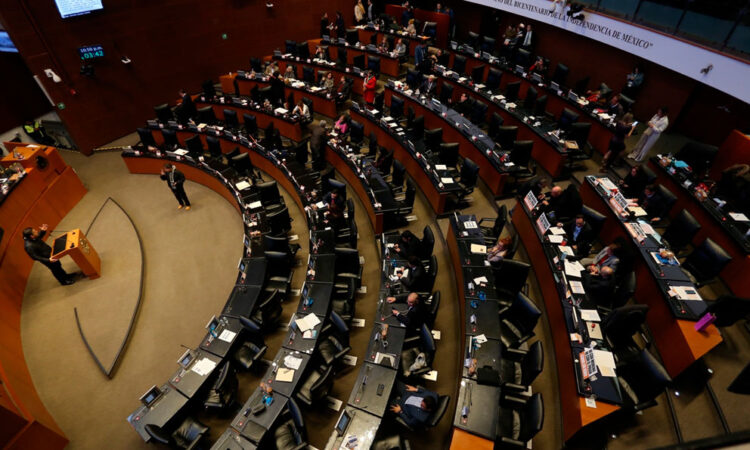 Turnan a Senado reforma energética de AMLO