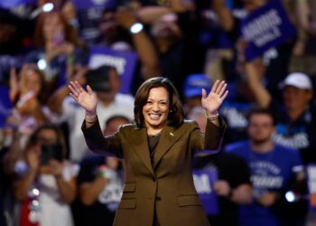 Harris contra Trump por querer usar las Fuerzas Armadas contra el ‘enemigo interno’