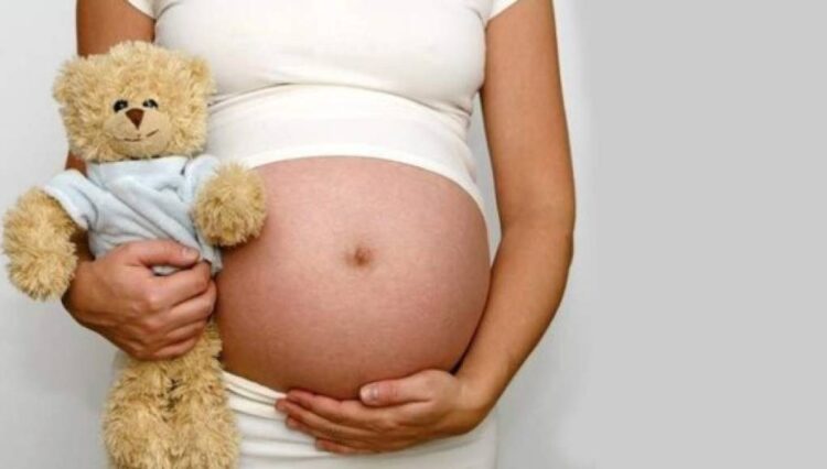 Acompañar a mujeres embarazadas para evitar abortos es tarea de la iglesia: Obispo
