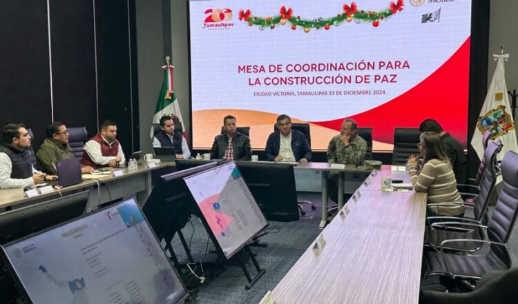 Preside el gobernador Mesa de Seguridad e instruye reforzar operativos para unas fiestas navideñas en paz