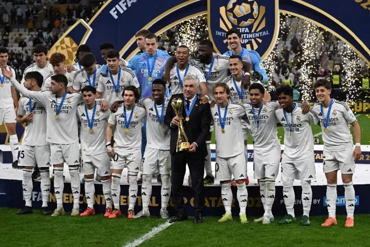 El tridente formado por Mbappé, Rodrygo y Vinicius Jr anotaron y Real Madrid gana 3-0 al Pachuca