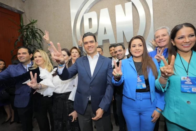 El dirigente del PAN dice que verán en primera fila cómo en Morena ‘se acaban matando entre ellos’