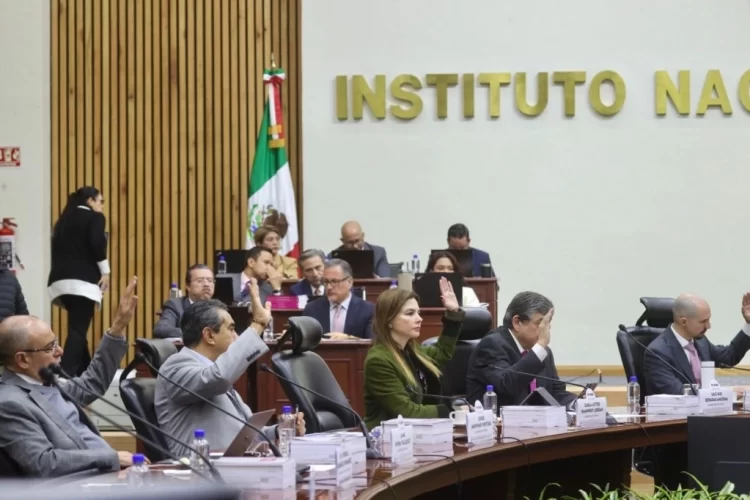 Presiona INE a Sheinbaum para que les amplíe $ mil 511 millones para la elección judicial