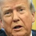 Aranceles y despidos derrumba la popularidad de Donald Trump en Estados Unidos