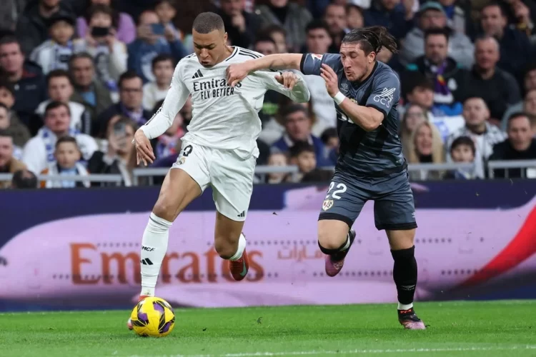 Kylian Mbappé empata marca de Hugo Sánchez como quinto mejor goleador en el futbol de España