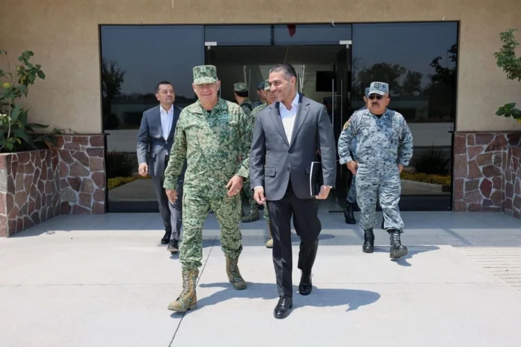 El titular de la Defensa y García Harfuch supervisan despliegue de seguridad en Guanajuato