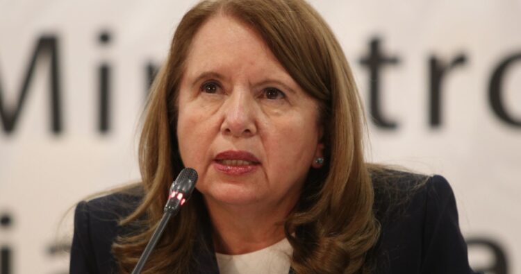 Señala Loretta Ortiz que es constitucional transferir nuevas facultades a la Secretaría de Marina