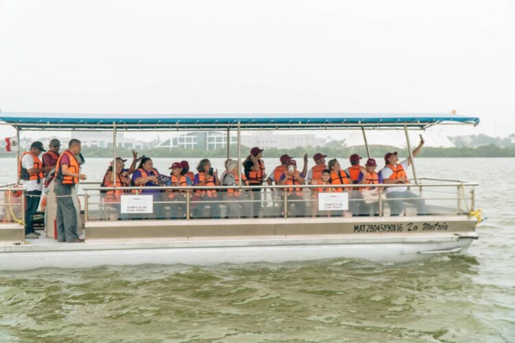 Grupo de 47 personas de Jiménez disfruta de programa de turismo social  para conocer Tamaulipas