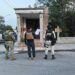 Militares y policías de la FGJET catean y aseguran guarida de roba-carros en Reynosa