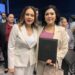 Jaky Bermúdez recibe constancia que respalda su triunfo al cargo de jueza del distrito con sede en Jaumave
