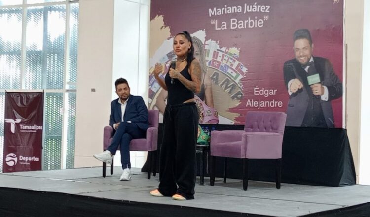 Mariana La ‘Barbie’ Juárez imparte plática a atletas de Tamaulipas