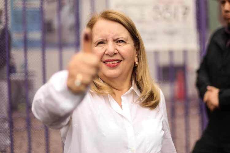 ‘Estoy segura de que voy a seguir en la SCJN, pero eso lo van a decidir los electores’: Loretta Ortiz