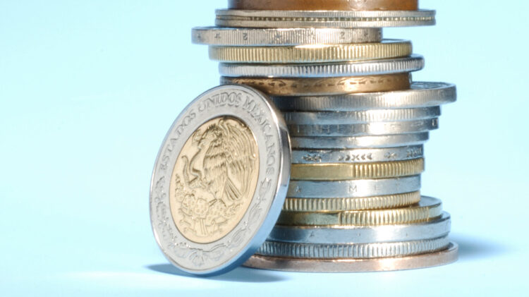 El peso mexicano aguanta turbulencia y se mantuvo por debajo de los 19 por dólar