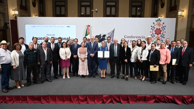 Acuerdan Gobierno y organizaciones reducir 5 por ciento el precio de la tortilla en los siguientes 6 meses