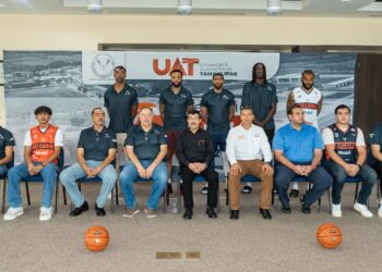 Presenta el rector al nuevo Correbasket UAT