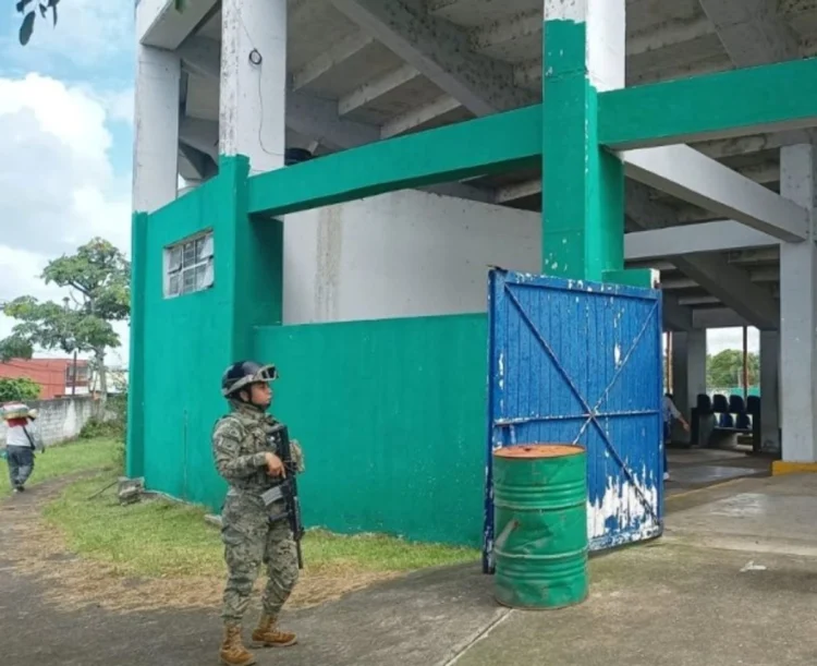 Victiman a balzos en parque de béisbol a hermano de alcaldesa electa morenista de Amatlán, Veracruz