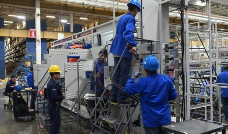 Crece un 6.3 por ciento la actividad industrial de Tamaulipas: Ninfa Cantú Deándar