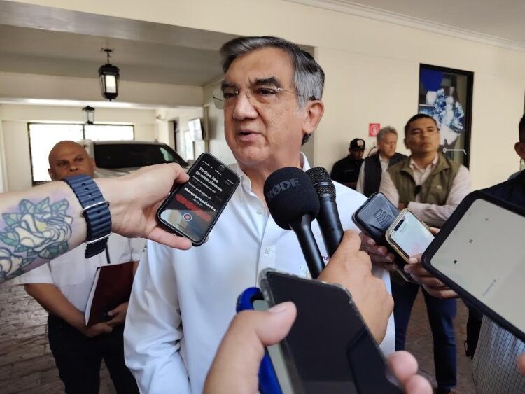 Confirma Américo que un grupo especial de la FGR ya investiga en Tamaulipas la ejecución del delegado