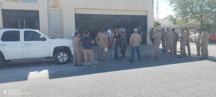 Estalla rebelión de trabajadores contra Lalo Gattás y no lo hallan ni en su casa; van en pos de Américo