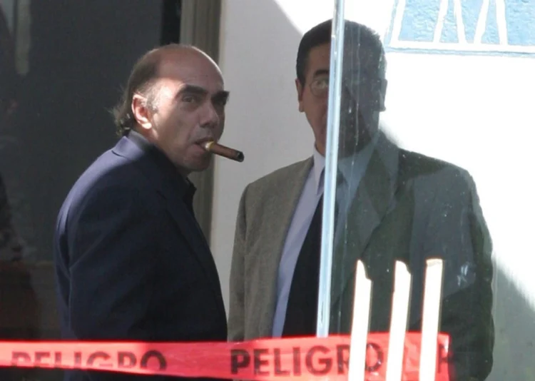 Tribunal colegiado ordena a la FGR permitir acceso a carpeta de investigación de Kamel Nacif