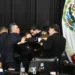 ‘Alito’ Moreno golpea a Fernández Noroña y lesiona  a un empleado en el Senado; habrá demanda penal