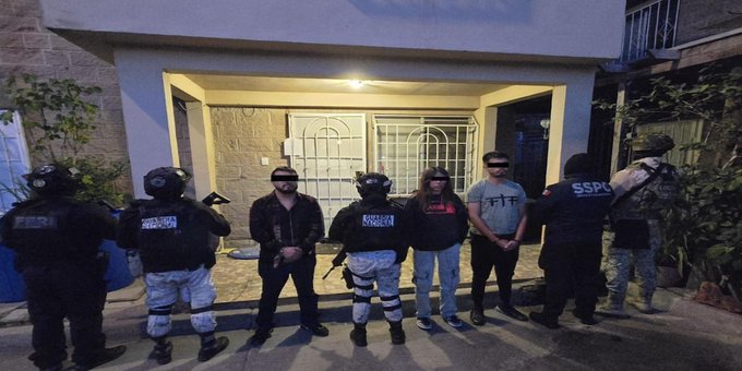 Baja California: La SSPC anuncia captura de cinco delincuentes en posesión de armas y narcóticos