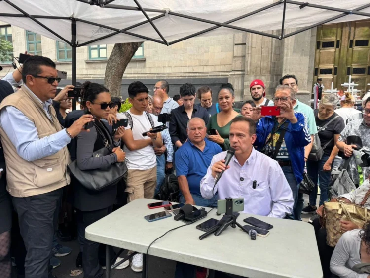 Libre después de 20 años en prisión por montaje de García Luna, Israel Vallarta pugna por limpiar su nombre