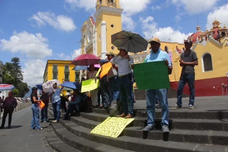 Trabajadores de la Secretaría de Salud de Veracruz inician manifestaciones por falta de pagos