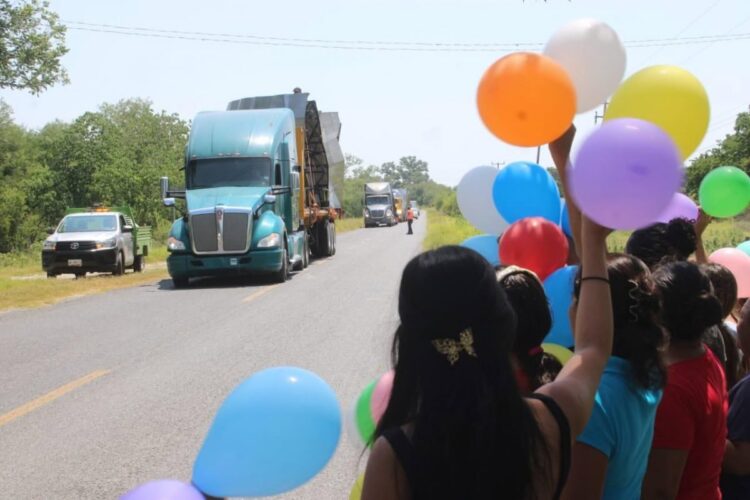 Llegan a Hidalgo primeras piezas que edificarán  monumental virgen en ‘El Chorrito’