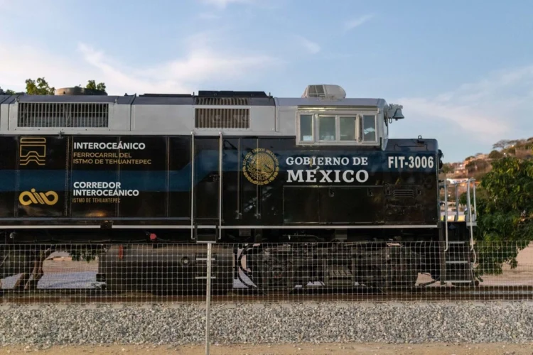 Comunicaciones y Transportes construirá más de 3 mil km en nuevas líneas de trenes para pasajeros