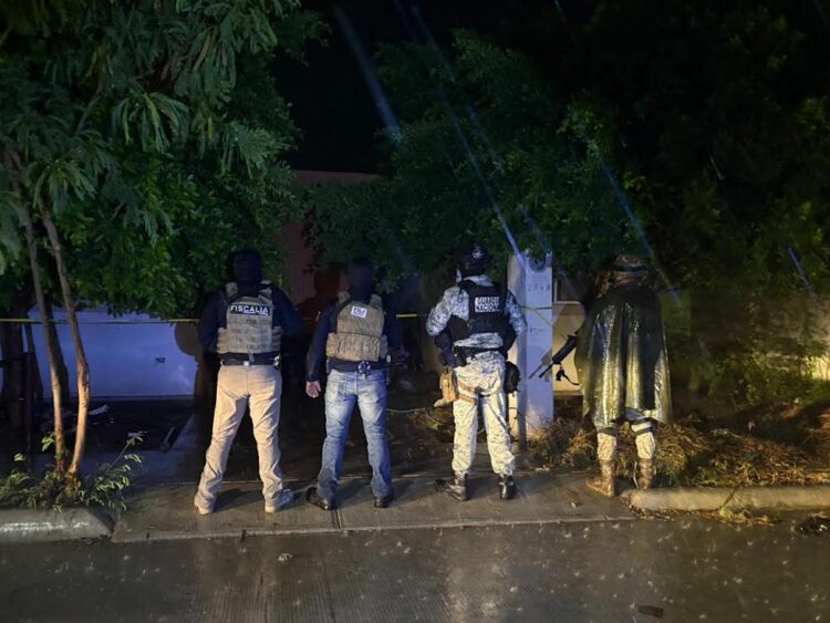 Militares, GN y policías de FGJET aseguran droga a narcomenudistas en colonia de Victoria