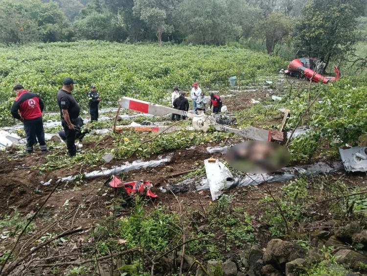 Un helicóptero se desploma en el Estado de México con saldo de dos personas fallecidas