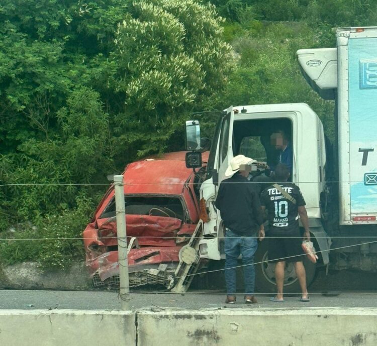 La Guardia Estatal atiende choque con personas lesionadas en Mainero; no dice cuántas ni gravedad