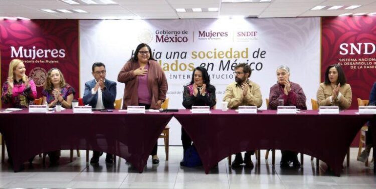 El tiempo de las mujeres cuidadoras es hoy: México reconoce su valor en el Paquete Económico 2026