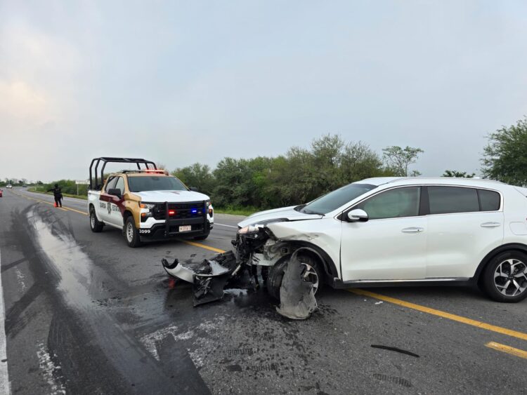 Accidente con lesionados cerca de Padilla obstruyó la carretera Victoria-Matamoros
