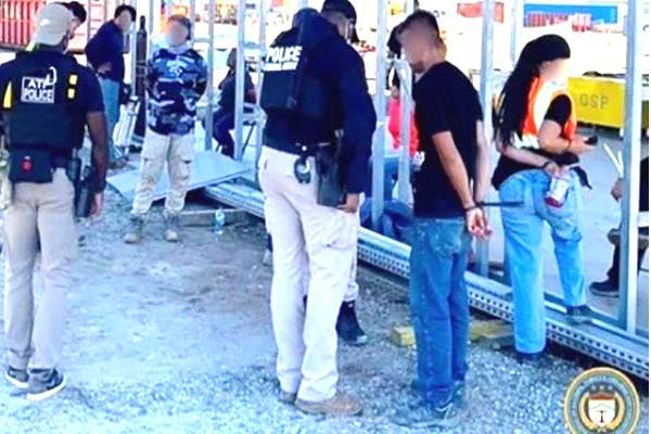 La ICE arresta a 475 trabajadores, la mayoría sudcoreanos, en redada migratoria en la Hyundai de Georgia