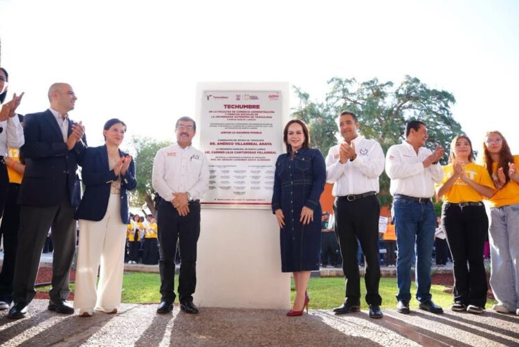 La UAT y el gobierno de Nuevo Laredo entregan obras a universitarios