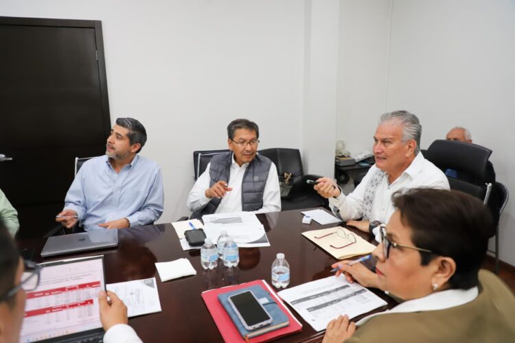 Avanza aplicación de vacunas de influenza, COVID y neumococo en Tamaulipas