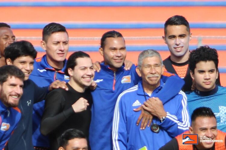 ‘La gente habla porque no me conoce papi’: «Gullit» Peña a su padre el entrenador de box