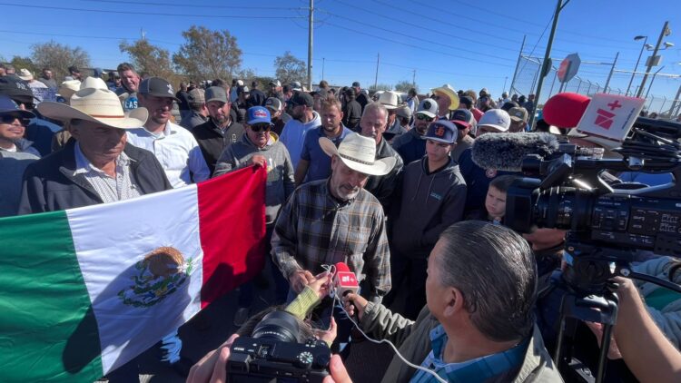 Acusa CSP a ‘productores’ con camionetotas  que ganan $300 millones al año vendiendo agua a alcaldías