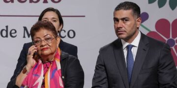 Primeros cambios de Ernestina Godoy en FGR: pone en FEMDO y AIC a gente cercana de García Harfuch