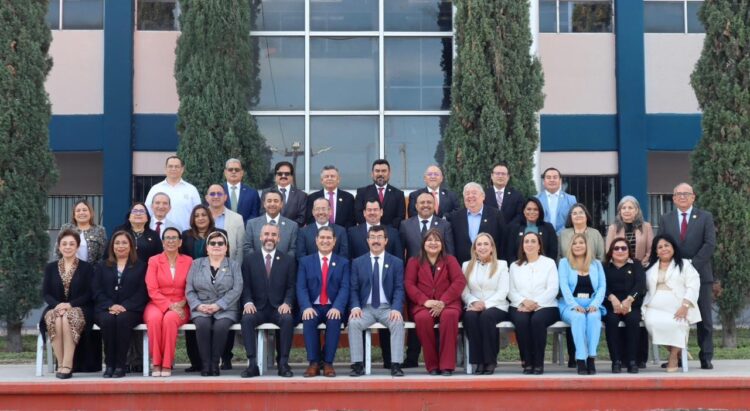 Evalúa el rector avances de la UAT al cierre del ciclo escolar