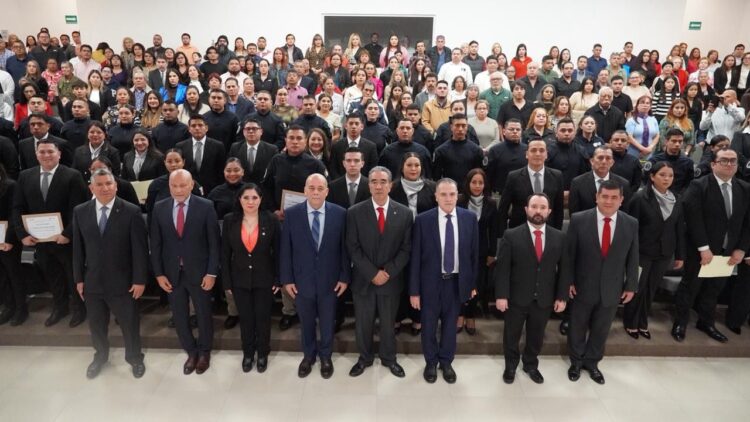 Recibe USJT a 58 egresados de Cursos de Formación Inicial para diferentes especialidades de la FGJT