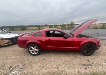 Tránsito Estatal recupera en Reynosa un Mustang robado ‘puesto para la ocasión’