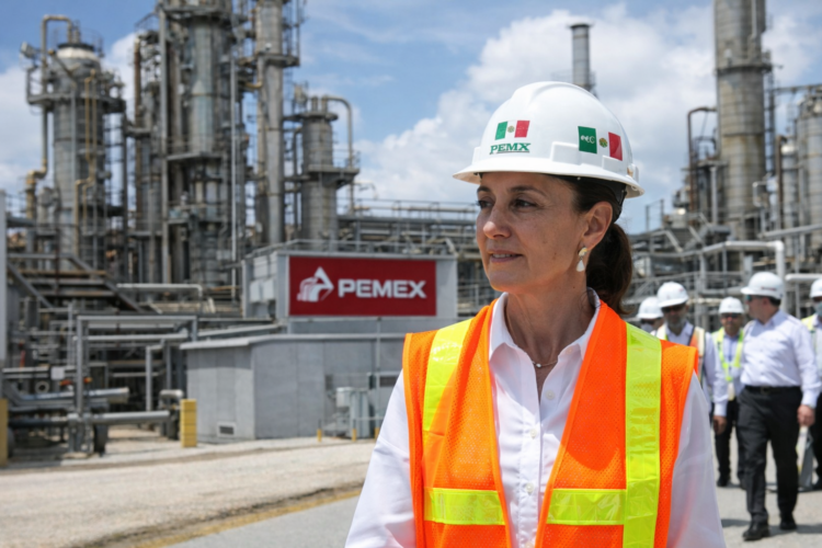 Malas noticias para vendepatrias: CSP defiende el petróleo y descarta intervención de EU en México