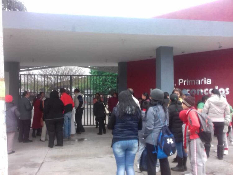 Denuncian cobro excesivo de cuotas e irregularidades  en escuela José Vasconcelos de Victoria