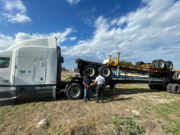 Aseguran en Victoria un tractocamión con documentación falsa; bajan al chofer en la Rumbo Nuevo