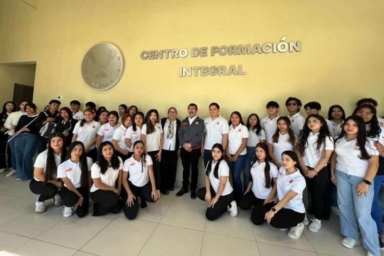 El rector de la UAT fortalece infraestructura de la Preparatoria Mante